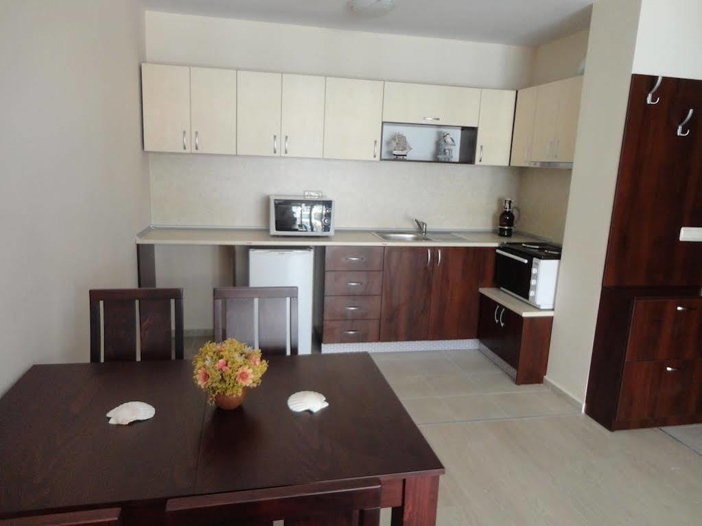 Holiday Apartments In Gmina Pomorie Zewnętrze zdjęcie